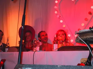 CLUB ADORATOR — Foto 18